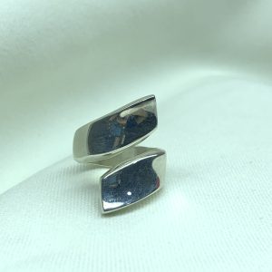 ANILLO ENCUENTRO MARTILLADO